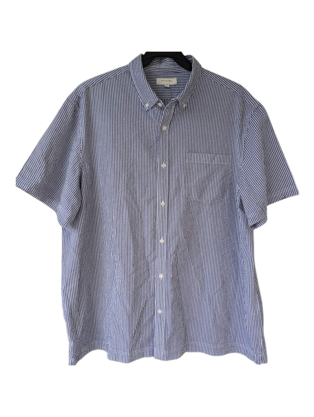 Banana Republic XXL Seersucker Short Sleeve Button Down Shirt Blue White Striped